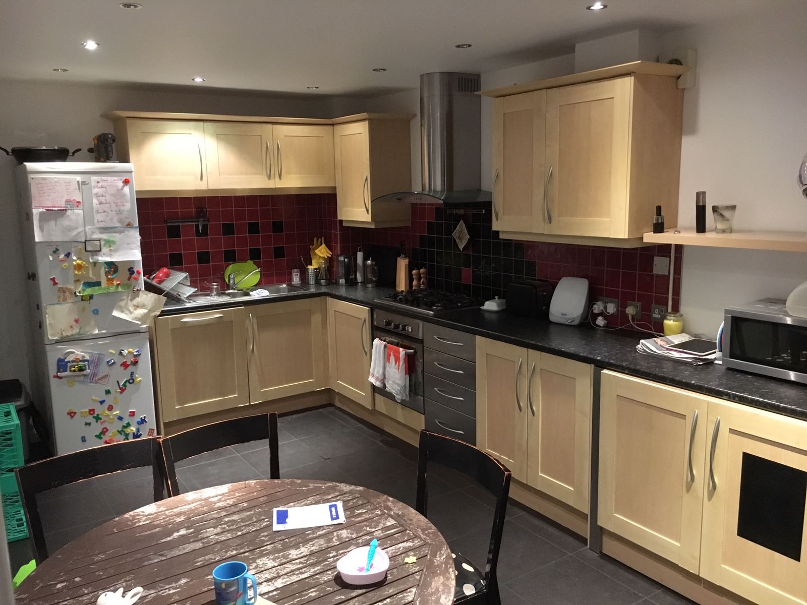 Kitchen worktop and splashback area